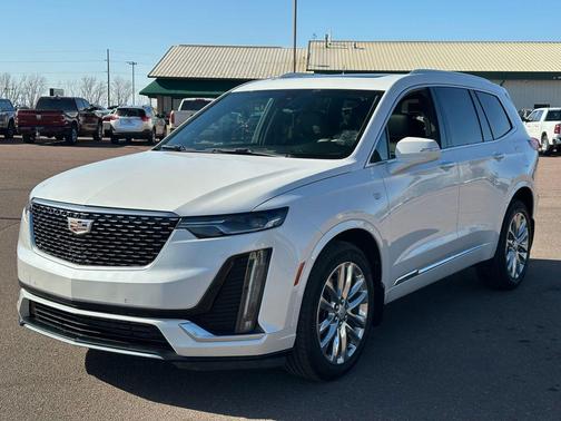 2023 Cadillac XT6 Premium Luxury AWD