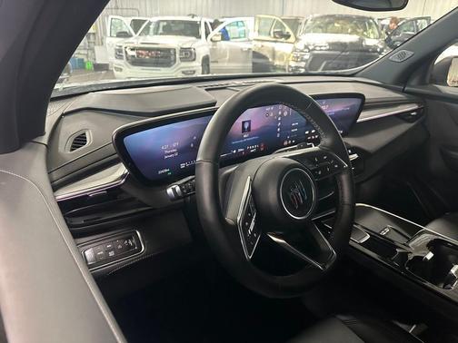 2025 Buick Enclave Preferred FWD