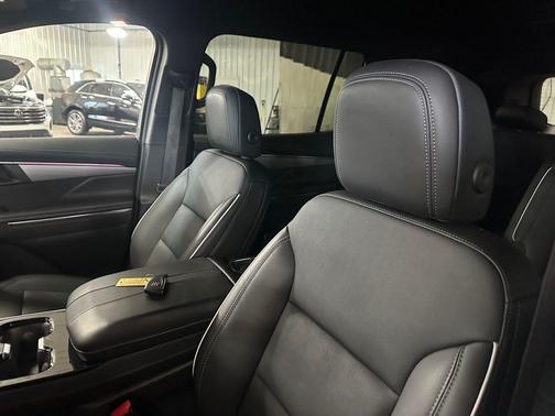 2025 Buick Enclave Preferred FWD