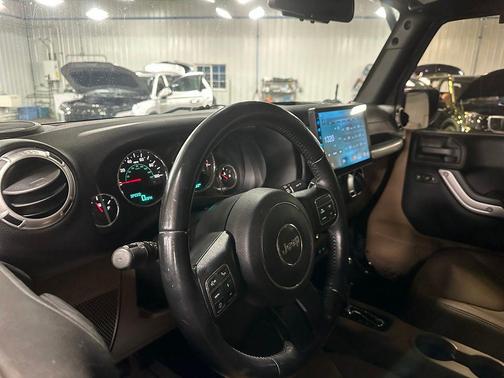Black Clearcoat 2015 Jeep Wrangler Unlimited Sahara