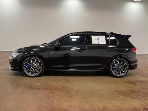 Mythos Black Metallic 2026 Volkswagen Golf R 2.0T DSG