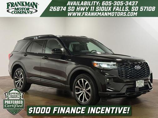 Black Metallic 2025 Ford Explorer ST-Line