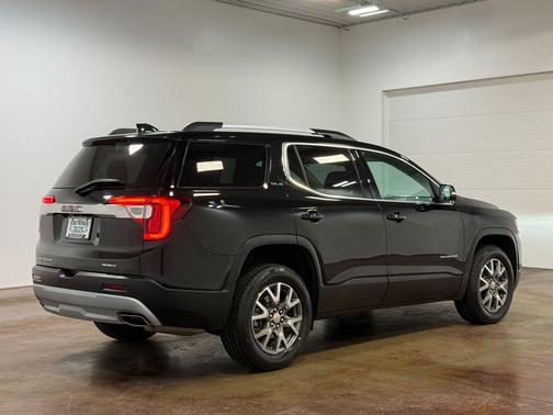 2023 GMC Acadia AWD SLE