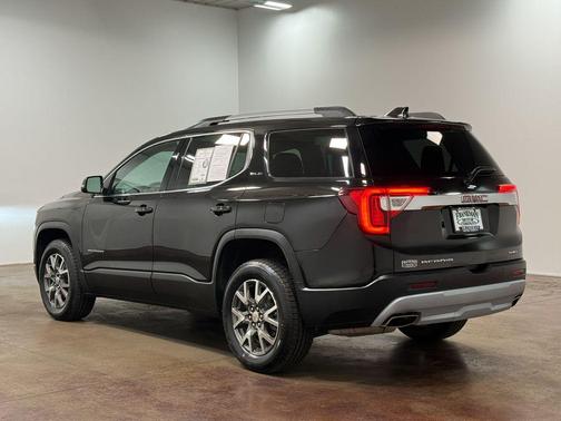 2023 GMC Acadia AWD SLE