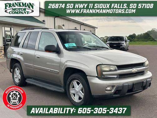 Light Pewter Metallic 2002 Chevrolet Trailblazer LTZ