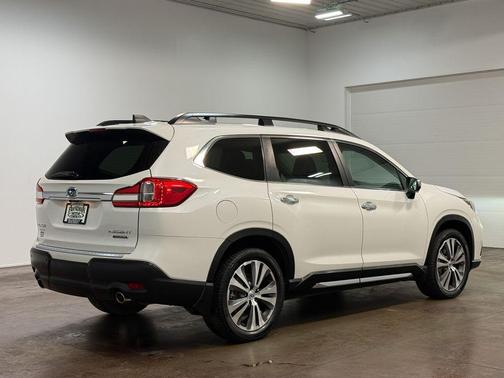 Crystal White Pearl 2019 Subaru Ascent Touring 7-Passenger