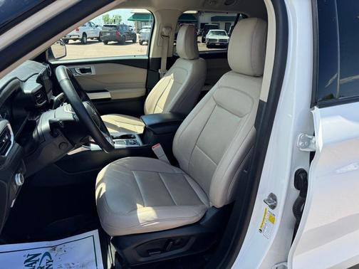 Star White Metallic Tri-Coat 2021 Ford Explorer Limited