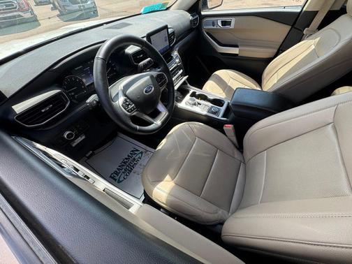 Star White Metallic Tri-Coat 2021 Ford Explorer Limited