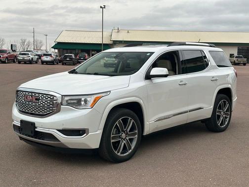 2018 GMC Acadia Denali