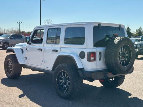 Bright White Clearcoat 2022 Jeep Wrangler Unlimited Rubicon