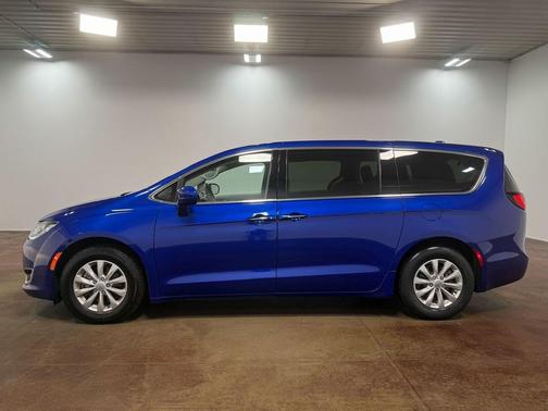 2019 Chrysler Pacifica Touring Plus