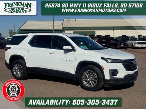 Summit White 2023 Chevrolet Traverse LT Cloth