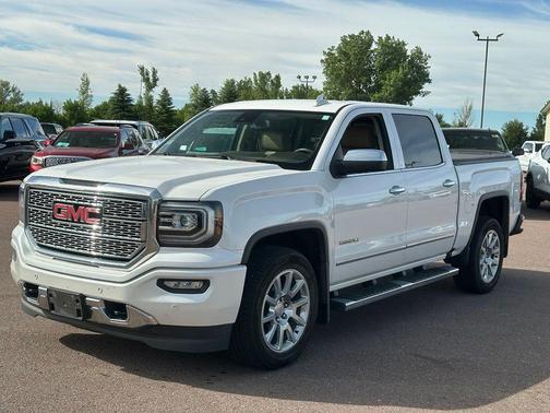 White Frost Tricoat 2017 GMC Sierra 1500 Denali