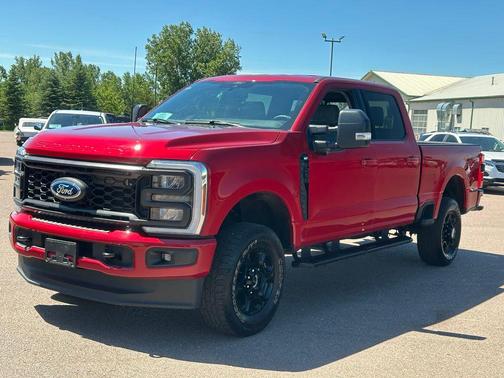 Rapid Red Metallic Tinted Clearcoat 2024 Ford F-250 XLT