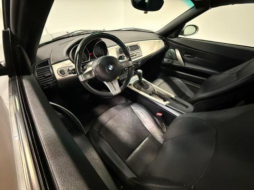 2003 BMW Z4 3.0i Roadster