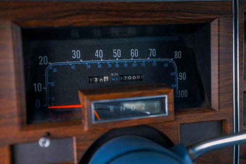 1977 Chrysler New Yorker Brougham