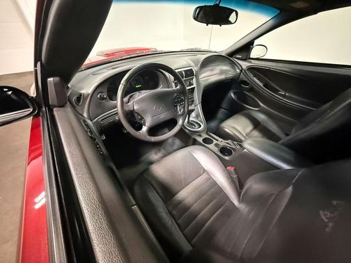 Redfire Clearcoat Metallic 2004 Ford Mustang GT Premium