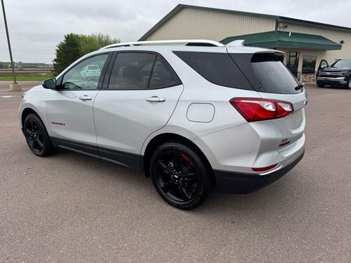 Silver Ice Metallic 2021 Chevrolet Equinox Premier w/1LZ