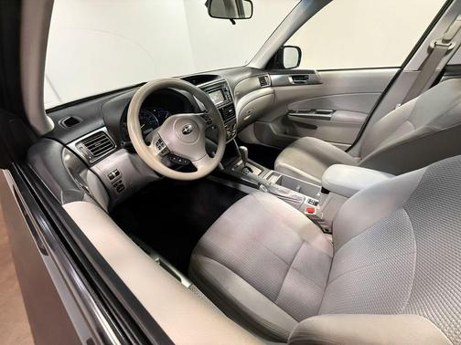 Dark Gray Metallic 2013 Subaru Forester 2.5X Premium