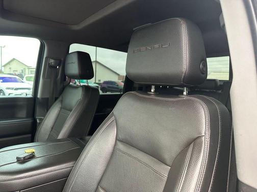 Pacific Blue Metallic 2023 GMC Sierra 2500 Denali