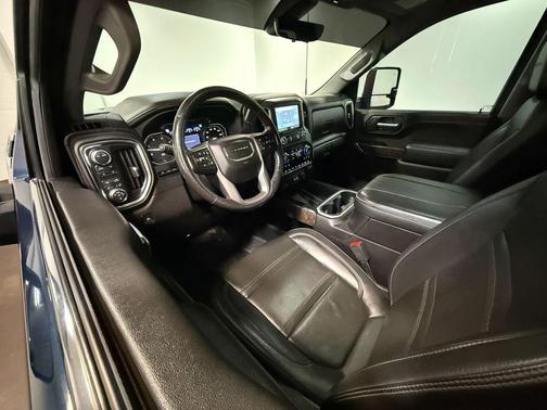 2023 GMC Sierra 2500 Denali