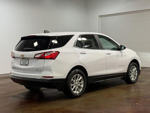 Summit White 2021 Chevrolet Equinox 1LT