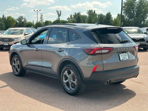 Carbonized Gray Metallic 2025 Ford Escape ST-Line Select