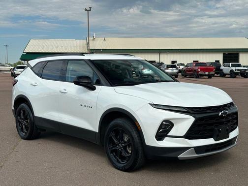 Summit White 2023 Chevrolet Blazer 2LT