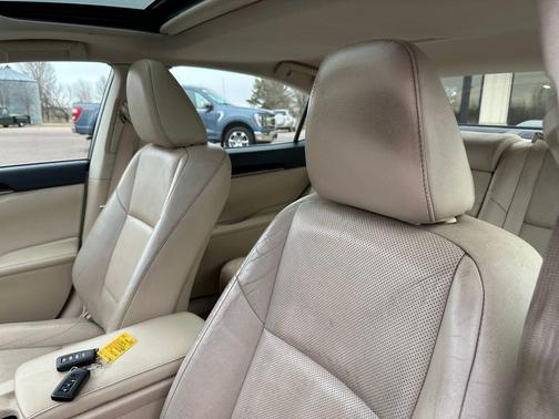 Starfire Pearl 2014 Lexus ES 350 Base