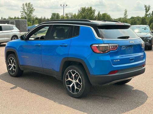 Hydro Blue Pearlcoat 2024 Jeep Compass Limited