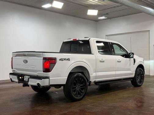 Oxford White 2025 Ford F-150 XLT