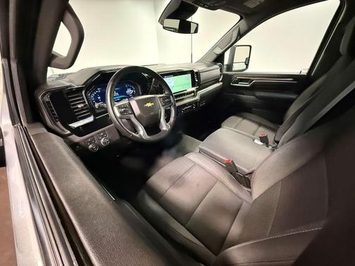 2025 Chevrolet Silverado 2500 LT