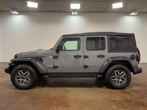 Sting-Gray Clearcoat 2019 Jeep Wrangler Unlimited Sport