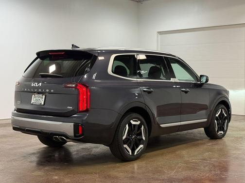 Panthera Metal 2025 Kia Telluride S