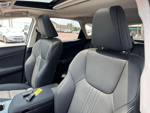 White Pearl 2025 Lexus NX 350 Premium