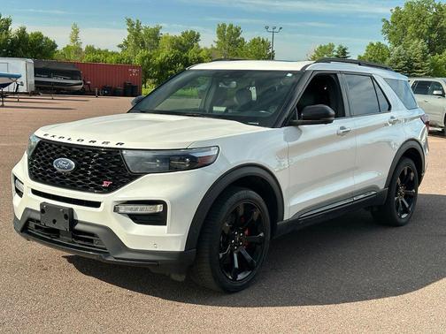 Star White Metallic Tri-Coat 2021 Ford Explorer ST