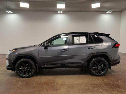 2019 Toyota RAV4 Hybrid SE