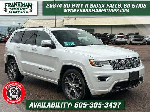 Ivory 3-Coat 2019 Jeep Grand Cherokee Overland