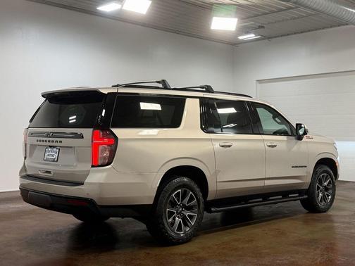 2023 Chevrolet Suburban 4WD Z71