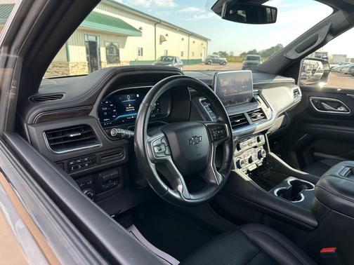 2023 Chevrolet Suburban 4WD Z71