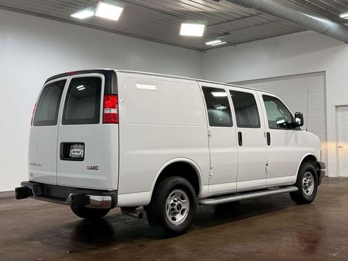 2024 GMC Savana 2500 Work Van