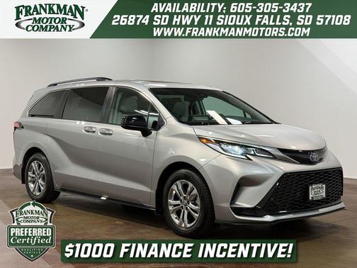 2022 Toyota Sienna XSE 7 Passenger