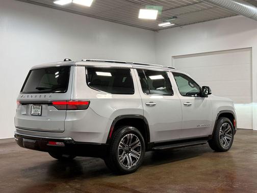 2024 Jeep Wagoneer Series II 4x4