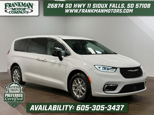Bright White Clearcoat 2024 Chrysler Pacifica Touring L