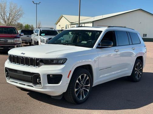 Bright White Clearcoat 2022 Jeep Grand Cherokee L Overland