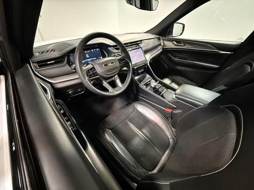 2024 Jeep Grand Cherokee L Overland