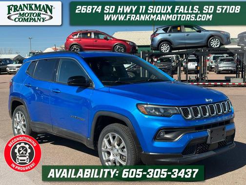 Hydro Blue Pearlcoat 2024 Jeep Compass Latitude Lux
