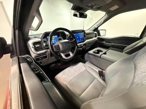 Hot Pepper Red Metallic Tinted Clearcoat 2023 Ford F-150 XLT