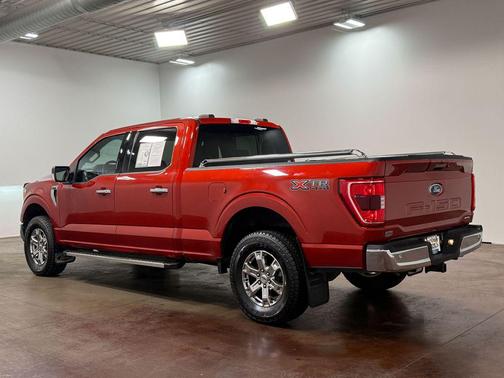 Hot Pepper Red Metallic Tinted Clearcoat 2023 Ford F-150 XLT