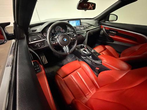 Mineral Gray Metallic 2015 BMW M4 Base